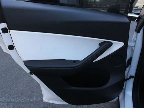 Used 2021 Tesla Model Y Performance AWD/4WD image 21