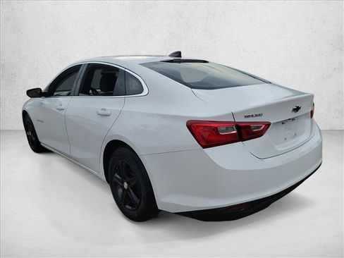 Used 2022 Chevrolet Malibu LS image 7