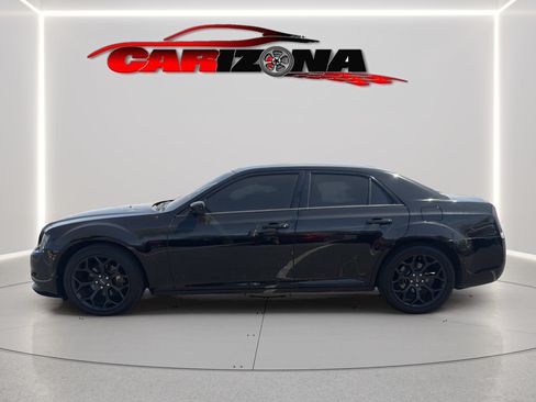 Used 2019 Chrysler 300 S RWD image 10