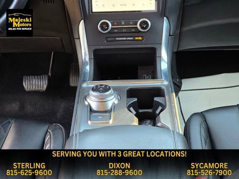 Used 2023 Ford Edge Titanium image 27
