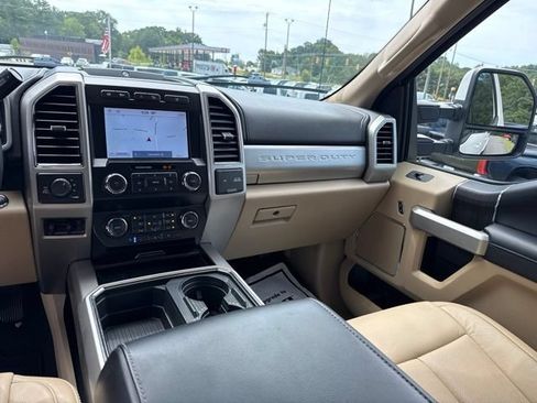 Used 2020 Ford F250 Lariat w/ Tremor Off-Road Package AWD/4WD image 22