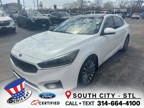 Used 2018 Kia Cadenza Premium w/ Luxury Package image 1