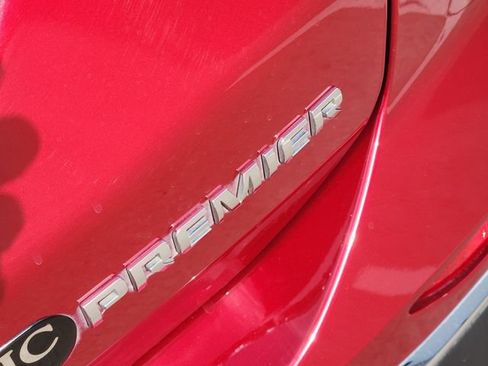 Used 2019 Chevrolet Equinox Premier FWD image 10