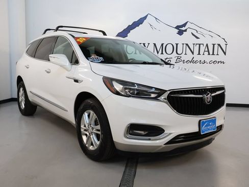 Used 2020 Buick Enclave Essence w/ Trailering Package, 5000 lbs. AWD/4WD image 1