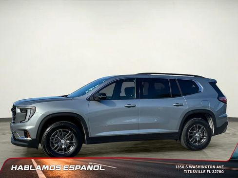 Certified 2025 GMC Acadia Elevation image 3