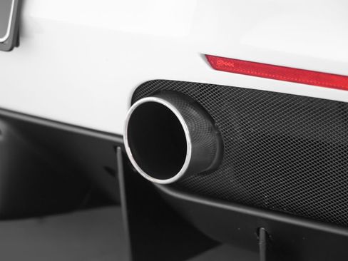 Certified 2018 Ferrari 488 Spider RWD image 32