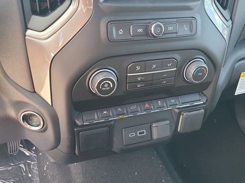 New 2026 Chevrolet Silverado 1500 Custom image 29