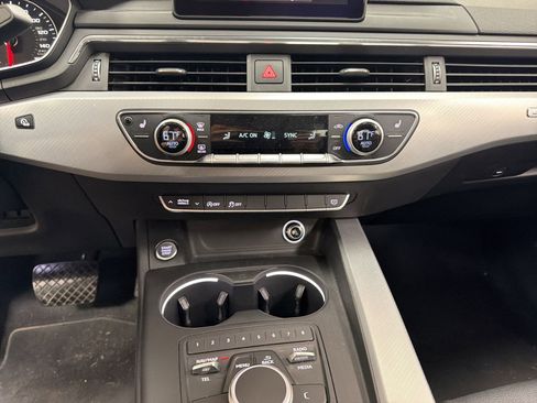 Used 2017 Audi A4 2.0T Premium image 21
