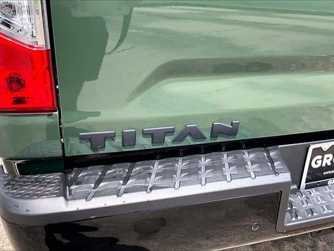 Certified 2024 Nissan Titan SV w/ SV Bronze Edition Package RWD image 29