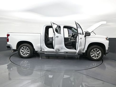 Used 2020 Chevrolet Silverado 1500 LTZ w/ LTZ Plus Package RWD image 29
