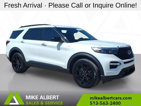 Used 2023 Ford Explorer ST-Line w/ Class IV Trailer Tow Package AWD/4WD image 1