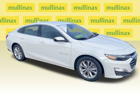 Used 2023 Chevrolet Malibu LT image 1