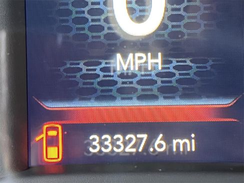 Used 2024 RAM 2500 Tradesman w/ Chrome Appearance Group image 32