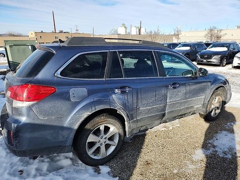 Used 2014 Subaru Outback 2.5i Limited w/ Moonroof Package image 5