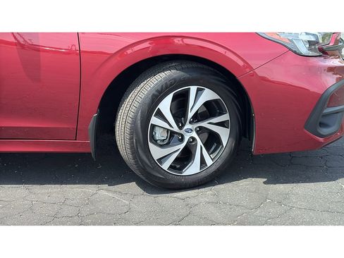 Used 2024 Subaru Legacy Premium AWD/4WD image 9