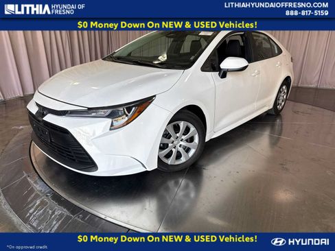 Used 2026 Toyota Corolla LE FWD image 1