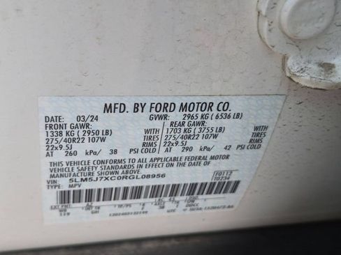 Used 2024 Lincoln Aviator Reserve w/ Equipment Group 201A AWD/4WD image 37