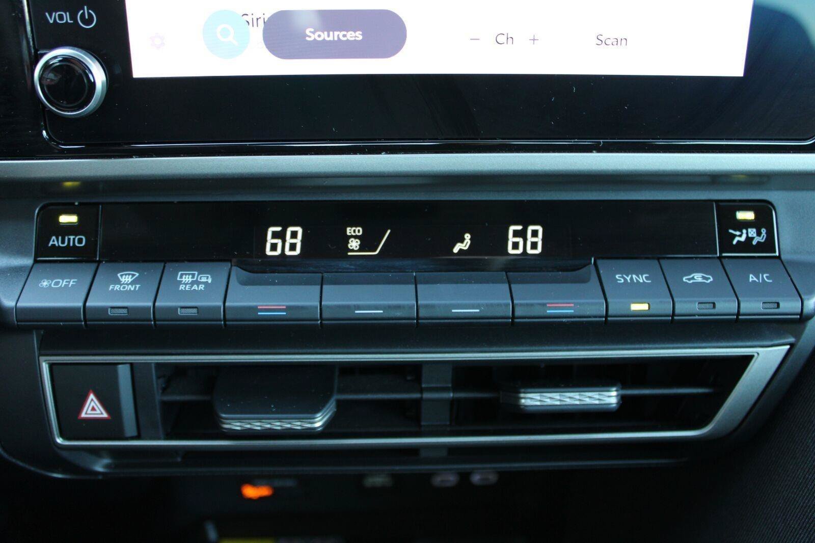 Certified 2025 Toyota Camry LE w/ Convenience Package FWD image 24