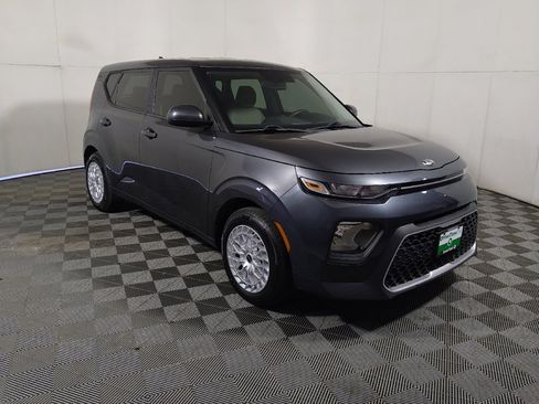 Used 2020 Kia Soul LX FWD image 14