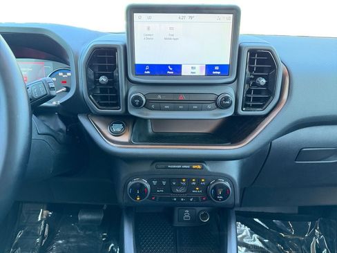 Used 2024 Ford Bronco Sport Outer Banks AWD/4WD image 12