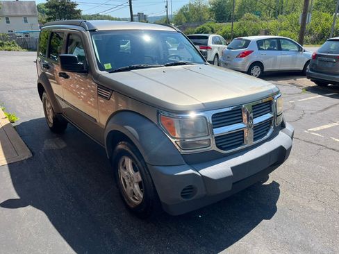 Used 2007 Dodge Nitro SXT RWD image 6