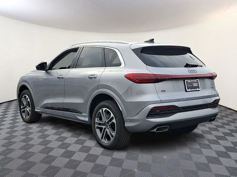 Used 2025 Audi Q5 Premium Plus w/ Premium Plus image 4