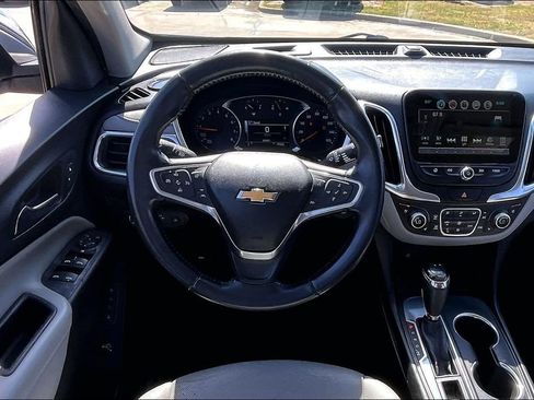 Used 2018 Chevrolet Equinox Premier FWD image 5