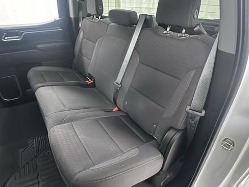 Used 2022 Chevrolet Silverado 1500 LT AWD/4WD image 12