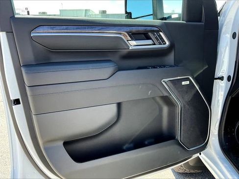 New 2026 Chevrolet Silverado 2500 LTZ w/ LTZ Premium Package image 24