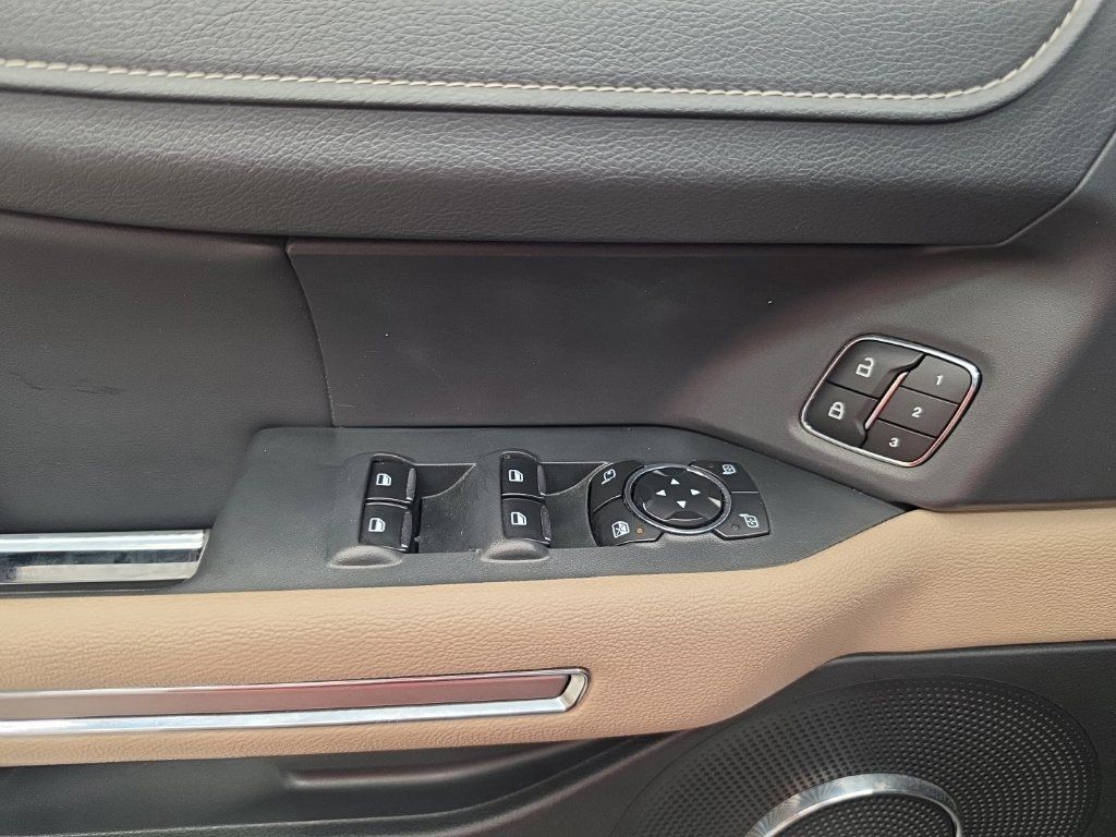 Used 2024 Ford Expedition Limited RWD image 37