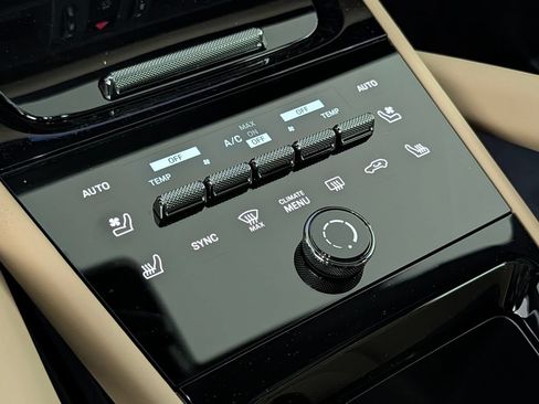 New 2026 Porsche Cayenne AWD/4WD image 34