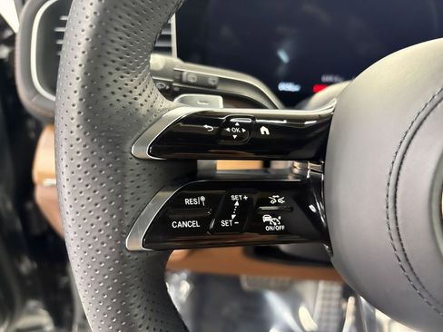 Used 2024 Mercedes-Benz GLS 450 4MATIC w/ Pinnacle Trim Package image 11