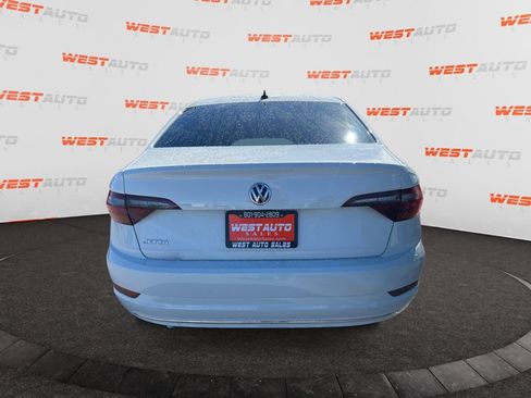 Used 2019 Volkswagen Jetta SE FWD image 4