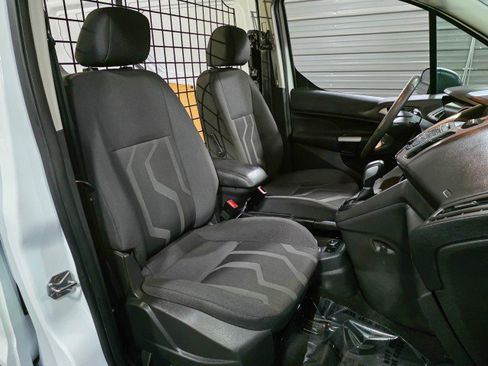 Used 2016 Ford Transit Connect XLT image 16