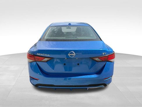 Used 2024 Nissan Sentra SV FWD image 5