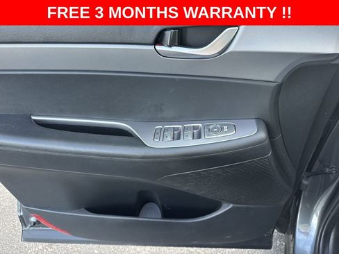 Used 2021 Hyundai Palisade SE AWD/4WD image 12