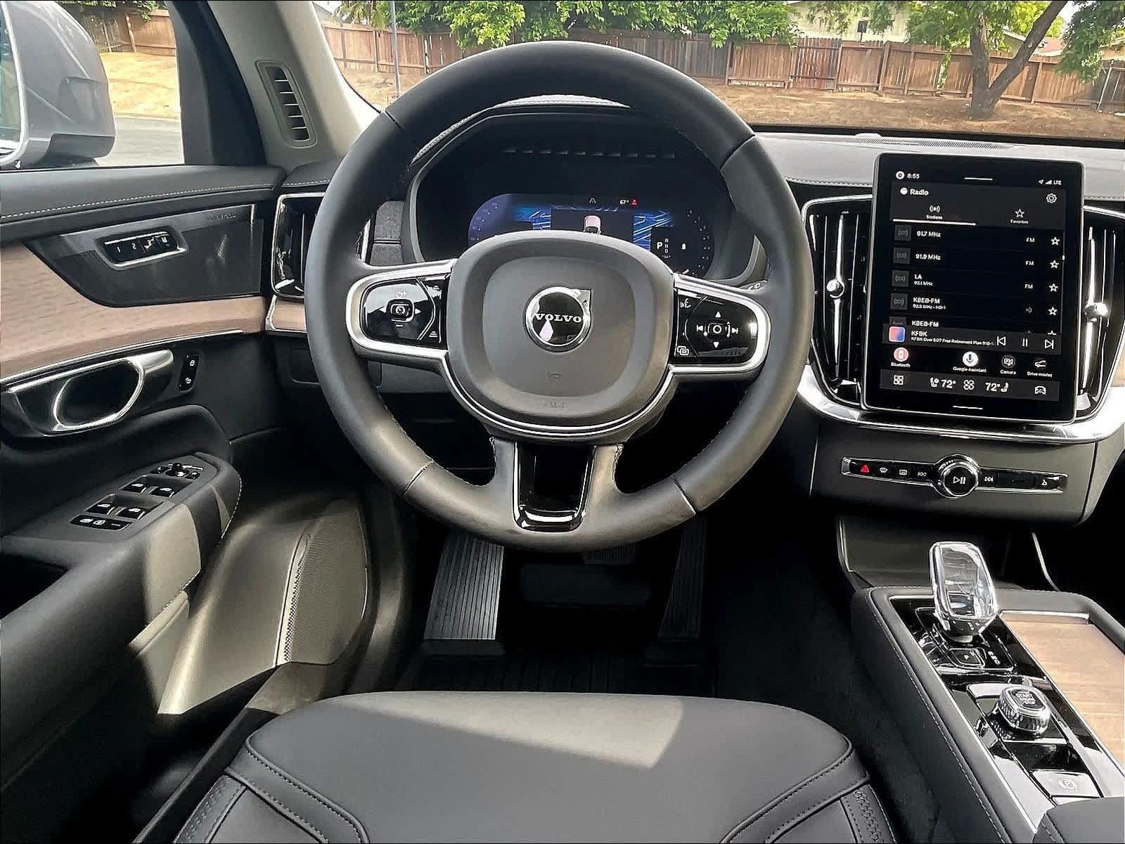 New 2026 Volvo XC90 B5 Plus w/ Protection Package AWD/4WD image 15