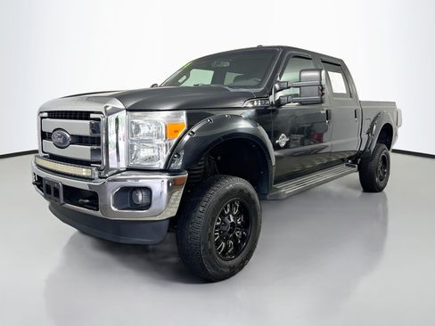 Used 2014 Ford F350 Lariat w/ Camper Package AWD/4WD image 9
