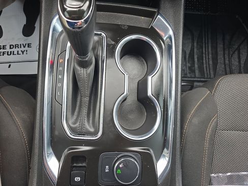 Used 2018 Chevrolet Traverse LT FWD image 32
