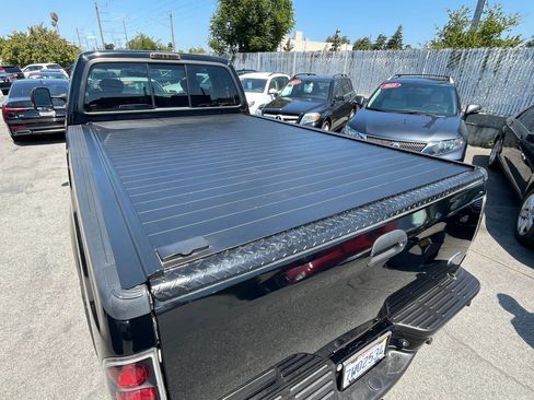 Used 2006 Ford F250 XLT image 9