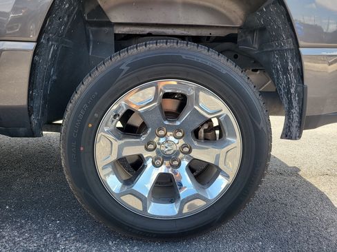 Used 2023 RAM 1500 Big Horn AWD/4WD image 9