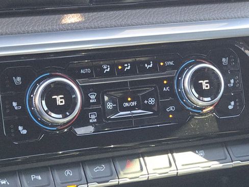 Used 2023 GMC Sierra 1500 Denali w/ Technology Package image 34