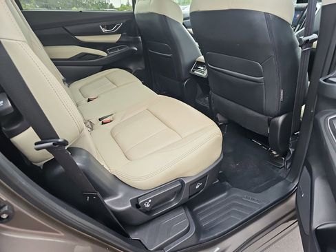 Used 2021 Subaru Ascent Limited w/ Technology Package AWD/4WD image 12