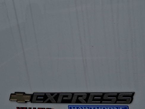 Used 2024 Chevrolet Express 2500 w/ Driver Convenience Package RWD image 31