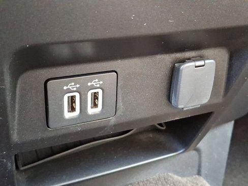 Used 2019 Ford F150 XLT w/ Equipment Group 302A Luxury image 22