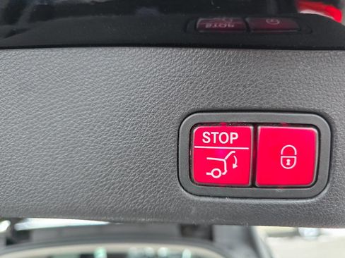 Used 2015 Mercedes-Benz ML 250 BlueTEC 4MATIC image 27