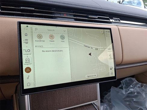 New 2025 Land Rover Range Rover SE AWD/4WD image 11
