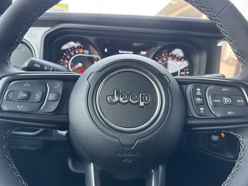 New 2026 Jeep Gladiator Sport image 21