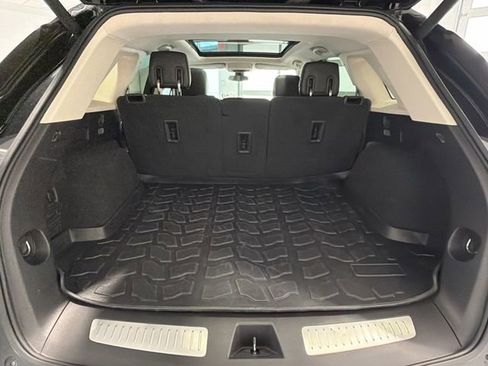 Used 2017 Cadillac XT5 Luxury w/ Driver Awareness Package FWD image 23