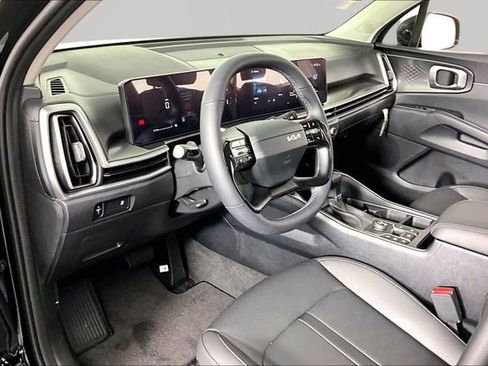 New 2026 Kia Sorento S FWD image 8